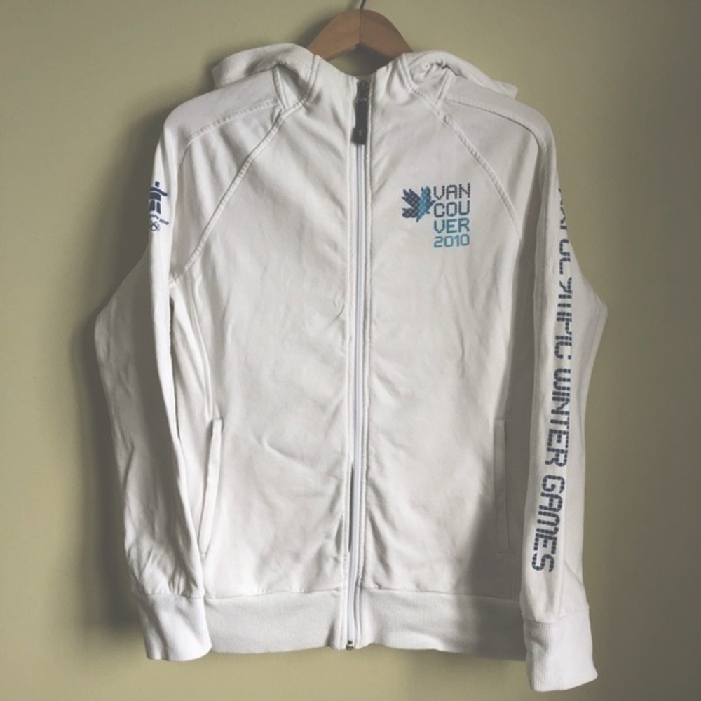 Hudson’s Bay Vancouver 2010 Olympics white sweater zip up jacket size medium
